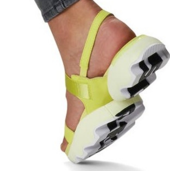 Sorel Sandals - Picture 2 of 16